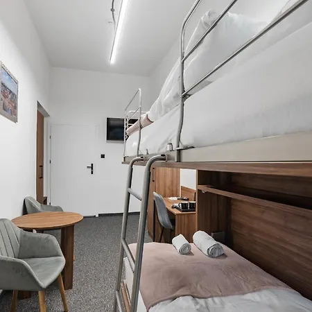 Hostel Zdz Krolewska 15