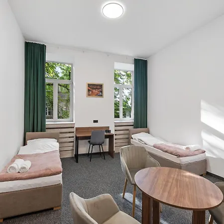 Hostel Zdz Krolewska 15