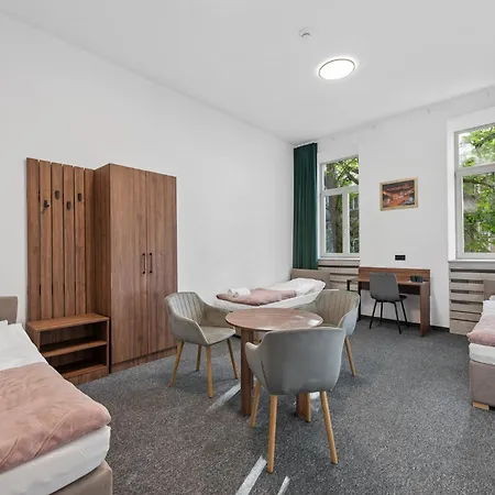 Hostel Zdz Krolewska 15 Lublin